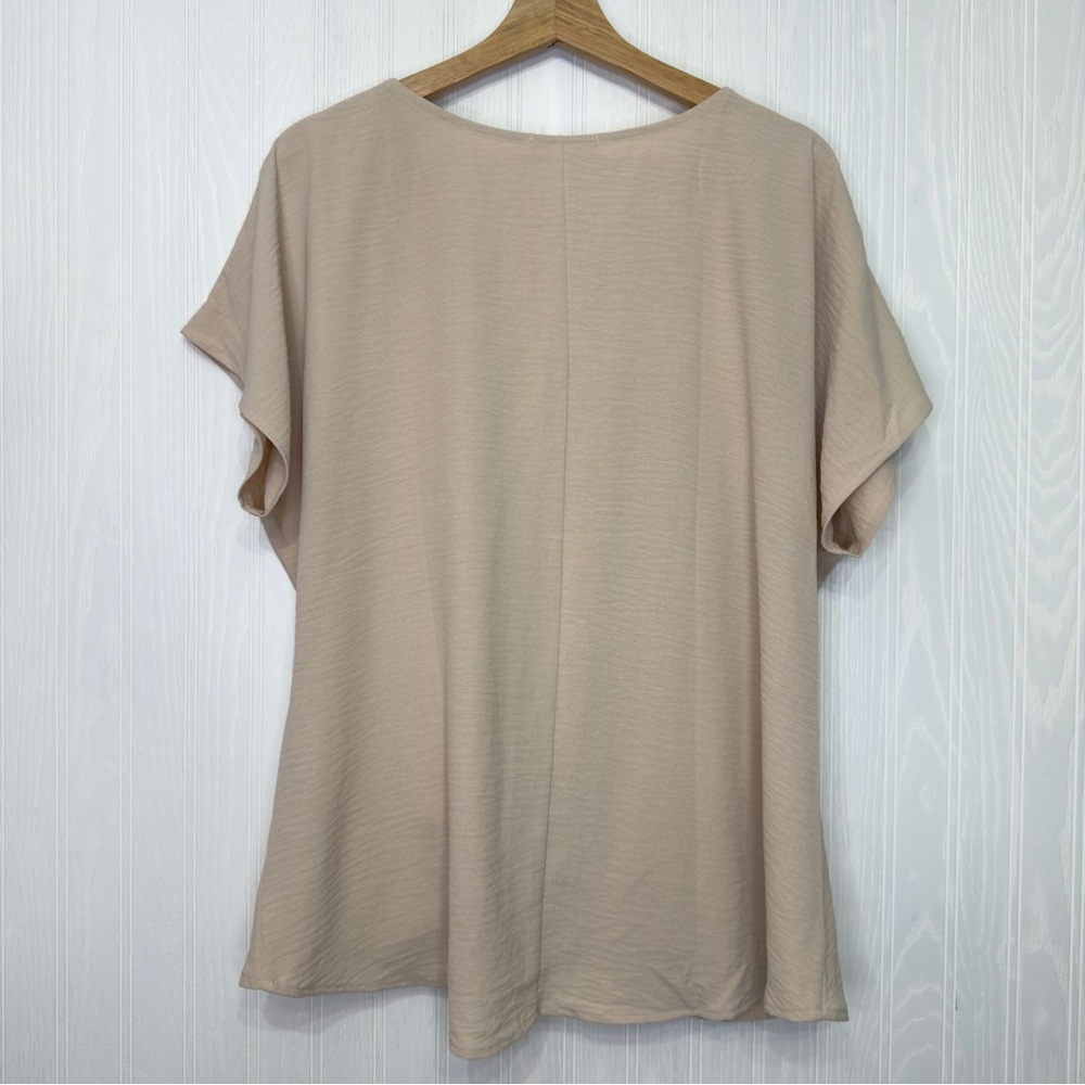 Beacon Apparel short sleeve cream top size XXL - Picture 7 of 10